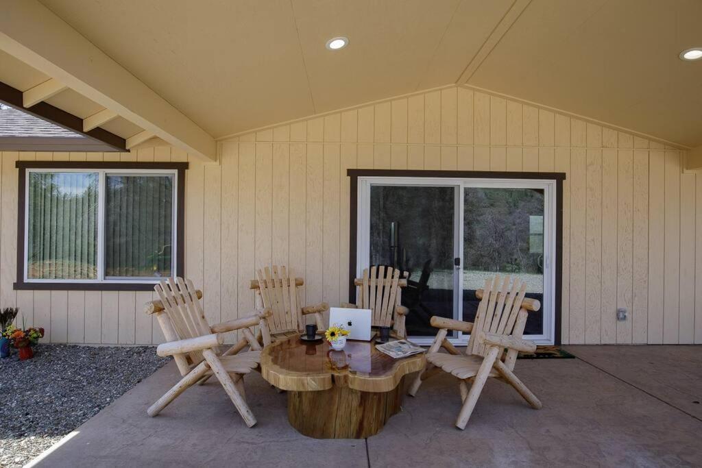 Cozy Cub Cabin, Brand New Home Near Yosemite Mariposa Exterior foto