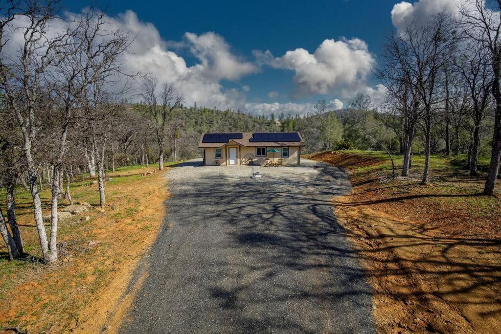 Cozy Cub Cabin, Brand New Home Near Yosemite Mariposa Exterior foto